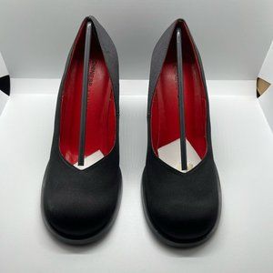 Chinese Laundry Black Pumps - Size 8 - NIB